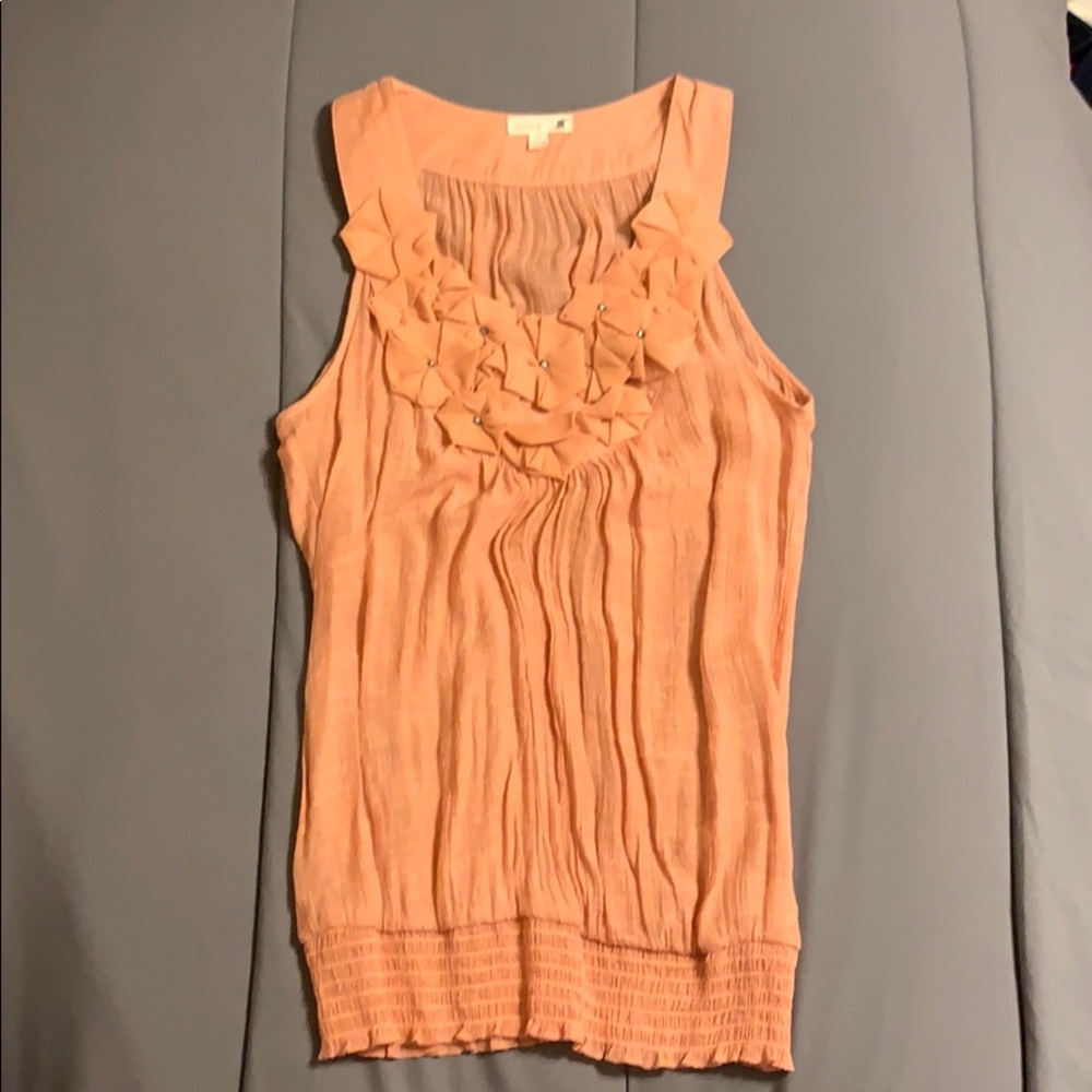 Peach Flower Detailed Tank - Size: Small